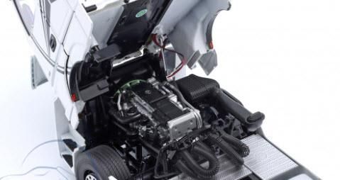 NZG LM10250041 1/18 メルセデス ベンツ アクトロス GigaSpace
