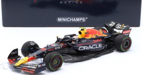 ミニチャンプス 110221811 1/18 オラクル レッド ブル レーシング RB18 セルジオ・ペレス 日本GP 2022 2位入賞 -  ミニチャンプス専門店　【Minichamps World】