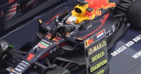 Oracle Red Bull Racing RB18 No.1 Max Verstappen Japan GP