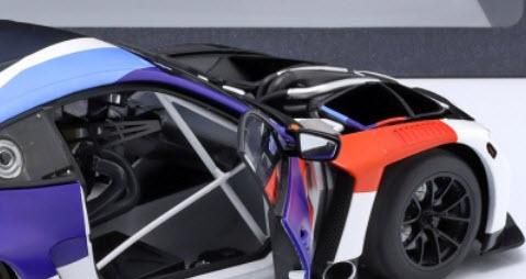 ミニチャンプス 80435A5D002 1/18 BMW M4 GT3 #1 Presentation