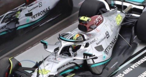 ミニチャンプス 447221344 1/43 メルセデス AMG F1 W13 #44 2位