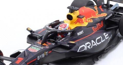 ミニチャンプス1/18 レッドブルRB19 カタールGP ワールドチャンピオン