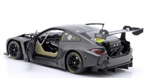 雑誌で紹介された ミニチャンプス 113242246 1/18 BMW M4 GT3 #46 テスト ミサノ ミニカー