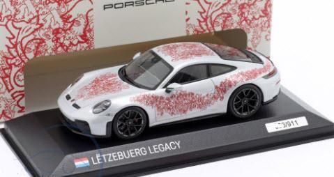 ミニチャンプス WAP0202010T75Y 1/43 ポルシェ 911 (992.2) GT3