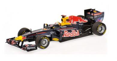 MINICHAMPS 2011 RED BULL RENAULT 1/18 - ミニカー