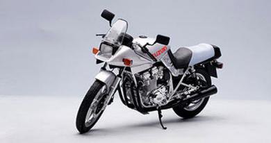 オートアート 12151 1/12 AUTOart スズキ GSX 1100S カタナ 1981