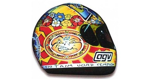 ミニチャンプス 327990046 1/2 AGV ヘルメット ロッシ V.ROSSI ワールドチャンピオン GP 250 1999 -  ミニチャンプス専門店　【Minichamps World】