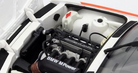 ミニチャンプス 183912042 1/18 BMW M3 E30 #42 BMW Dealerteam