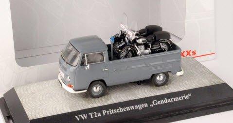 Premium ClassiXXs 1/43 VW T1 Kasten Rivella 13800-001 プレミアム