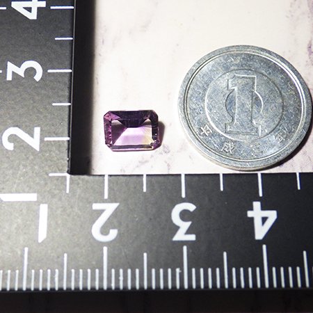 アメトリン（8×6mm・1.2ct）