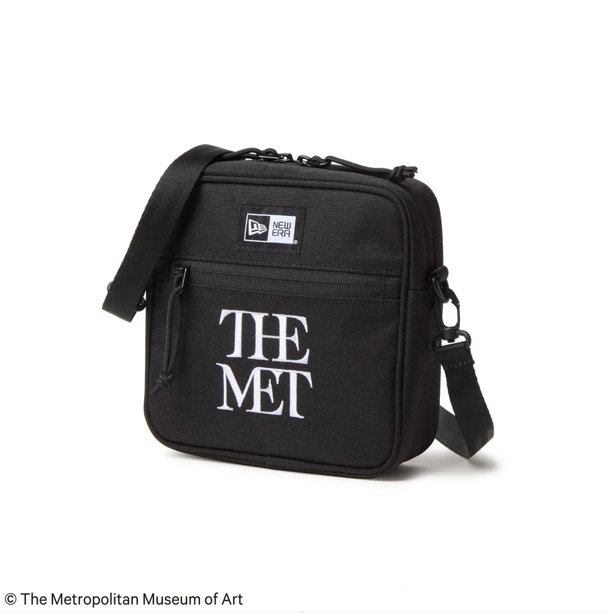 韓国newera■ショルダーポーチ■送料込 NEWERA ニューエラ スクエア ショルダーポーチ 1.5L The Met