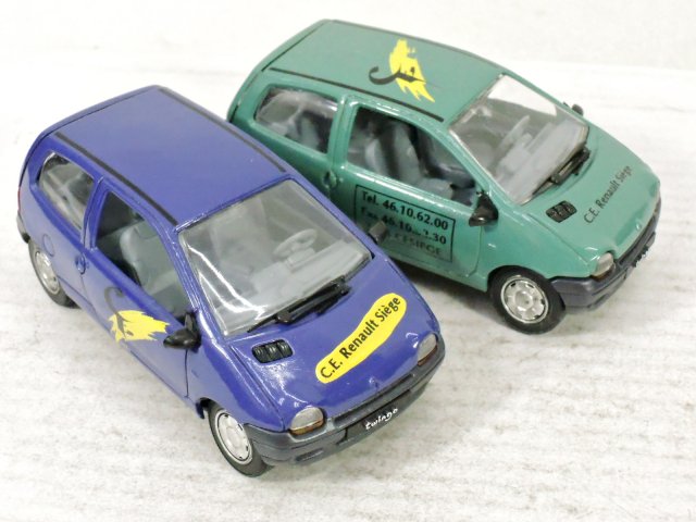 特注品solido C.E. Renault Siege twingo ルノー トゥインゴ 2台 箱無 1/43 フランス製 - AUTOREVE  Web Shop Mobile
