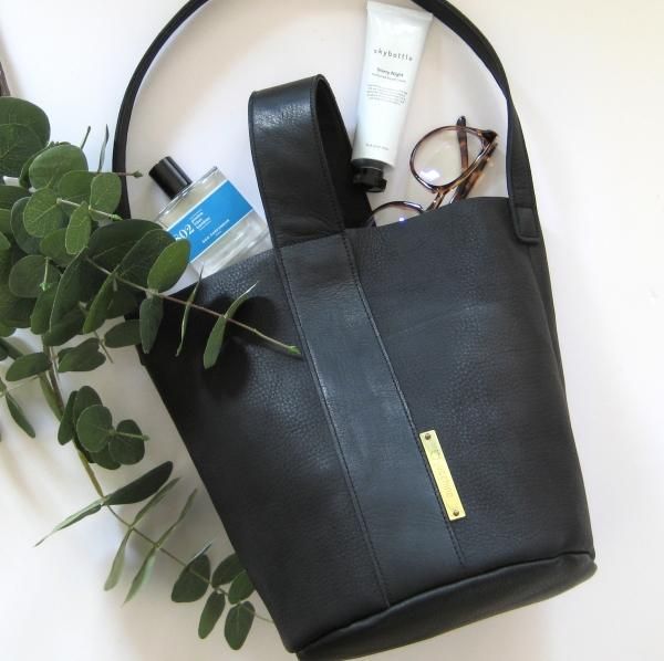 EURO KENNY ブラックレザーバッグ EURO KENNY ブラックレザーバッグ