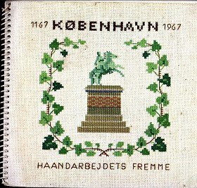 デンマーク フレメのクロスステッチ図案集 1967年 旅する本屋 古書玉椿 北欧など海外の手芸本 絵本 フォークロア雑貨
