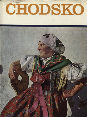 チェコ Chodsko地方の民族衣装と暮らし 旅する本屋 古書玉椿 北欧など海外の手芸本 絵本 フォークロア雑貨