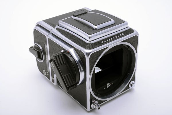 Hasselblad ハッセルブラッド ☆500C/Mボディ シルバー シュリロ正規品