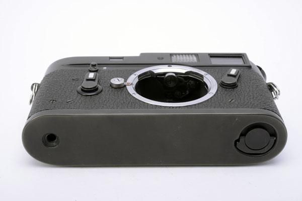 LEICA ライカ M4 ブラッククローム 138万台 1974年 ドイツ製 - ライカ 格安新品 ライカM4 ブラッククローム 貴重 完動品 フィルムカメラ