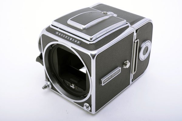 Hasselblad ハッセルブラッド ☆500C/Mボディ シルバー シュリロ正規品