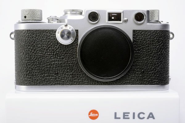 バルナックライカ Leica IIIf レッドダイヤル ボディと革ケースのみ