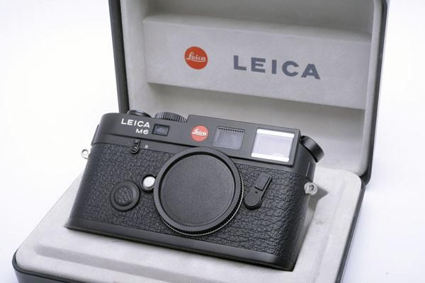 カメラ フィルムカメラ LEICA ライカ M6 TTL 0.85 ブラッククローム + BOX - ライカ 