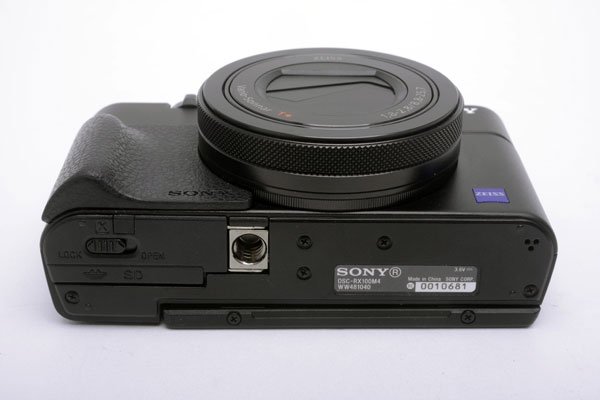 SONY デジタルカメラ Cyber-shot RX100 IV 光学2.9倍 DSC-RX100M4