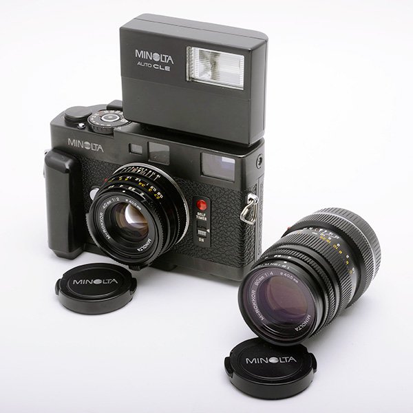 Minolta ミノルタ CLE + M-Rokkor 40mmF2・90mmF4、AutoCLEストロボ、専用グリップ  セット｜ライカ・ハッセルブラッド・ローライ　海外製中古カメラ・レンズ専門店｜ステレオカメラ