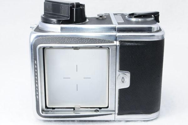 カメラ フィルムカメラ Hasselblad ハッセルブラッド 500C/Mボディ+A16マガジン+PMEプリズム 