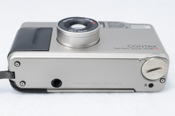 CONTAX コンタックス T2 チタン Carl Zeiss Sonnar ゾナー 2.8/38 38mm 