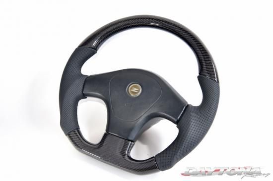 Daytona ステアリングホイール 3スポーク DRM(DAYTONA REST&MOD) │Forged Carbon × Leather Steering