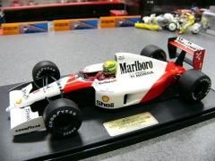 ラス1 フェラーリF1 ビッグスケールコレクション F1-2000 マルボロ 1/18フェラーリF1-2000マルボロデカール - ミュージアム