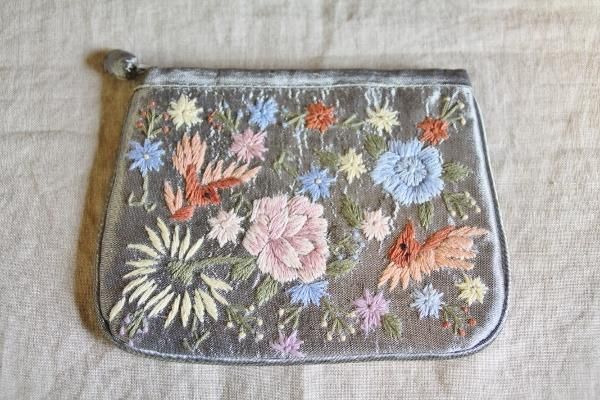ベトナム手刺繍ポーチ花- 手しごと輸入雑貨の店「はらっぱ」