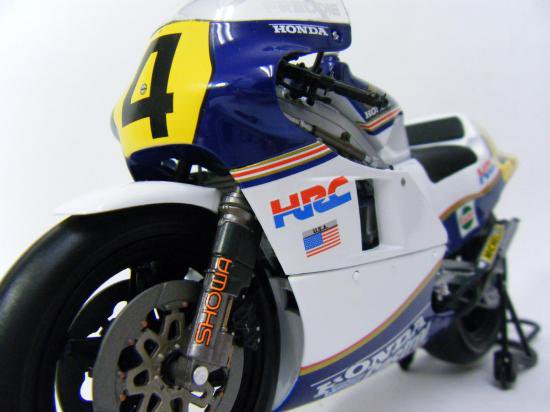 ミニチャンプス 1/12 ホンダ NSR 500 （No.4/1985 WGP）F.スペンサー