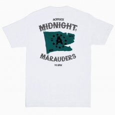 <img class='new_mark_img1' src='https://img.shop-pro.jp/img/new/icons30.gif' style='border:none;display:inline;margin:0px;padding:0px;width:auto;' />Acrylick "MARAUDERS" Tシャツ / ホワイト