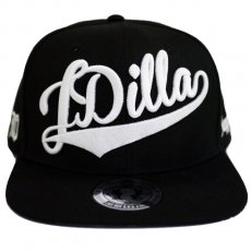 <img class='new_mark_img1' src='https://img.shop-pro.jp/img/new/icons58.gif' style='border:none;display:inline;margin:0px;padding:0px;width:auto;' />J Dilla "J Dilla ロゴ" スナップバックキャップ / ブラック