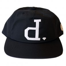 <img class='new_mark_img1' src='https://img.shop-pro.jp/img/new/icons30.gif' style='border:none;display:inline;margin:0px;padding:0px;width:auto;' />Diamond Supply Co "UN POLO" ナイロンキャップ / ブラック