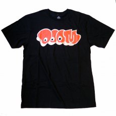 <img class='new_mark_img1' src='https://img.shop-pro.jp/img/new/icons6.gif' style='border:none;display:inline;margin:0px;padding:0px;width:auto;' />MF DOOM  "Throw up ロゴ" Tシャツ / ブラック