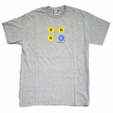 <img class='new_mark_img1' src='https://img.shop-pro.jp/img/new/icons30.gif' style='border:none;display:inline;margin:0px;padding:0px;width:auto;' />NYC Subway "RUN NYC" Tシャツ / グレー
