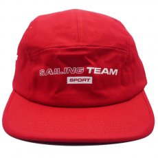 <img class='new_mark_img1' src='https://img.shop-pro.jp/img/new/icons30.gif' style='border:none;display:inline;margin:0px;padding:0px;width:auto;' />Lil Yachty "Sailing Team" キャップ / レッド