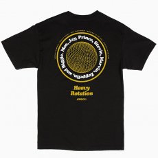 <img class='new_mark_img1' src='https://img.shop-pro.jp/img/new/icons30.gif' style='border:none;display:inline;margin:0px;padding:0px;width:auto;' />Acrylick "HEAVY ROTATION" Tシャツ / ブラック