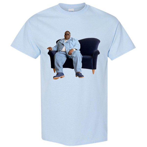 <img class='new_mark_img1' src='https://img.shop-pro.jp/img/new/icons6.gif' style='border:none;display:inline;margin:0px;padding:0px;width:auto;' />Notorious B.I.G "Chair" Tシャツ / パウダーブルー