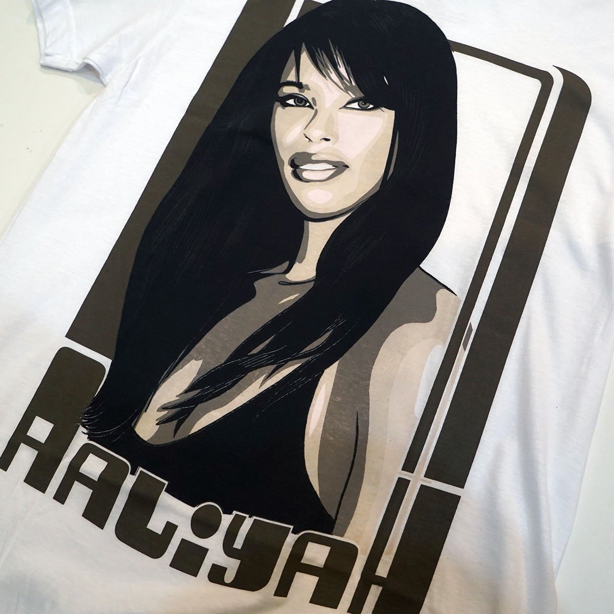 Hip HOP(ヒップホップ) R&BTシャツの取り扱い 販売- Aaliyah( アリーヤ) Tシャツ 取り扱い店舗- Fedup 大阪 Osaka  なんば