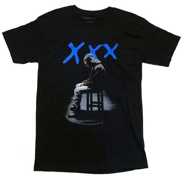 <img class='new_mark_img1' src='https://img.shop-pro.jp/img/new/icons30.gif' style='border:none;display:inline;margin:0px;padding:0px;width:auto;' />XXX Tentacion "Chair" Tシャツ / ブラック