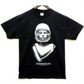 ACRYLICK x BEATPORT "UNIVERSAL SOUND" Tシャツ / ブラック