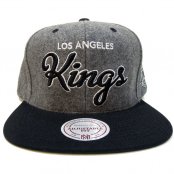 MITCHELL ＆ NESS "Los Angeles Kings" スナップバックキャップ / グレーxブラック