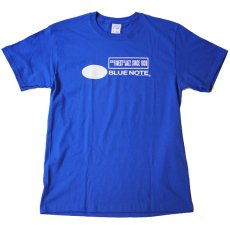 <img class='new_mark_img1' src='https://img.shop-pro.jp/img/new/icons6.gif' style='border:none;display:inline;margin:0px;padding:0px;width:auto;' />Blue Note "ロゴ" Tシャツ / ブルー