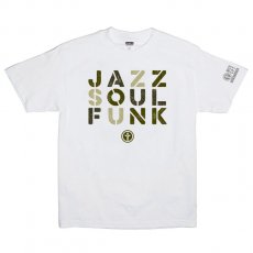 <img class='new_mark_img1' src='https://img.shop-pro.jp/img/new/icons30.gif' style='border:none;display:inline;margin:0px;padding:0px;width:auto;' />Acrylick "JAZZY" Tシャツ / ホワイト