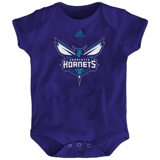 シャーロットホーネッツ アディダス 新生児 プライマリー ロゴ ロンパース パープル Nbaグッズ バスケショップ通販専門店 ロッカーズ シャーロットホーネッツ アディダス 新生児 プライマリー ロゴ ロンパース パープル Nbaグッズ バスケショップ通販専門店 ロッカーズ