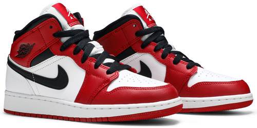 chicago jordan 1 mid gs