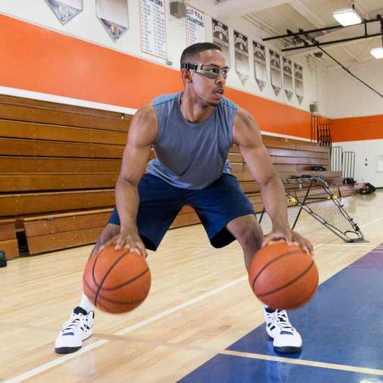 スキルズ(SKLZ)　バスケットボール ドリブルゴーグル コートビジョン COURT VISION - NBAグッズ バスケショップ通販専門店  ロッカーズ