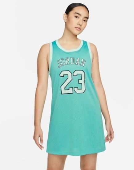 ジョーダン（Her）itage ウィメンズドレス JORDAN BRAND（ジョーダンブランド）の「ジョーダン ヘリテージ